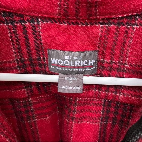 Woolrich Wm’s Ruby Red & Black Wool Plaid Zip Shirt Jacket Shacket Sz M - Picture 10 of 10